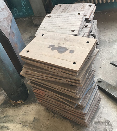 雙金屬?gòu)?fù)合耐磨鋼板 雙金屬?gòu)?fù)合耐磨鋼板